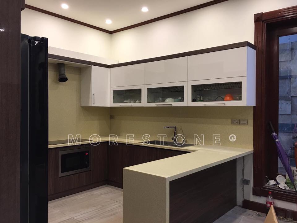 Ốp bếp bằng đá loại đá nào thì đẹp, sang trọng??