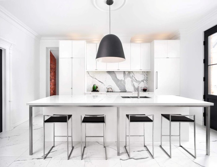  Đá granite ốp bếp