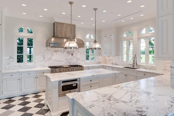  Đá granite ốp bếp